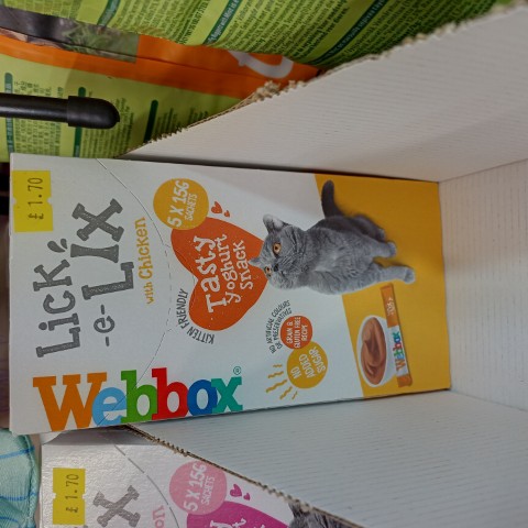 img-20251104-100054 image for Animal Planet Cookridge,34 Tinshill Rd, Cookridge, Leeds, West Yorkshire, LS16 7DU