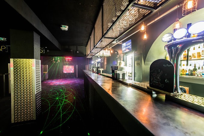 image1 image for The Stone Roses Bar,9 Briggate, Leeds, West Yorkshire, England, LS1 6ER